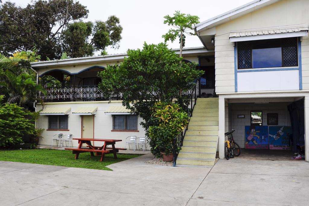 Olini Lodge Haveluloto Exterior foto